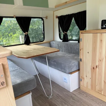 Camping La Caravane Belleverte