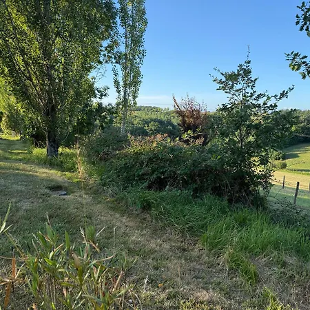 Camping La Caravane Belleverte Bellegarde (Gers)
